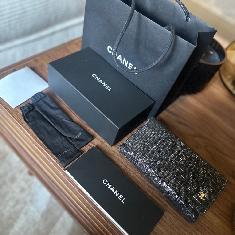 Chanel Oval Sunglasses - Picture 9 of 10